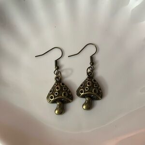 Antique Brass Mushroom 🍄‍🟫 Dangle Earrings